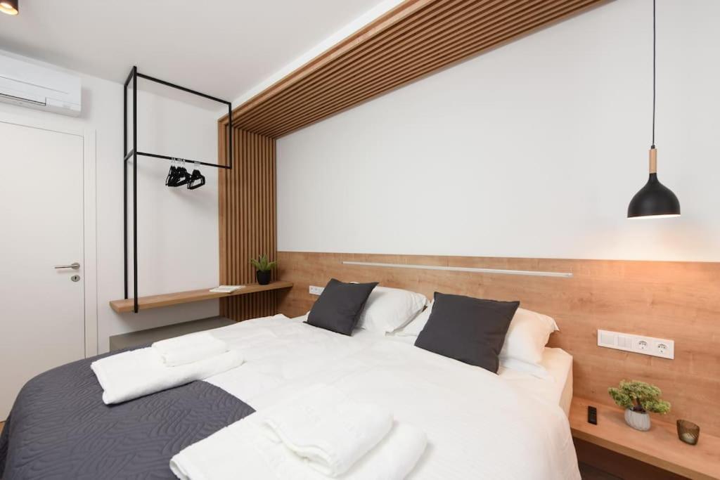 Fux Penthouse Whirlpool Meerblick Zadar Exterior photo