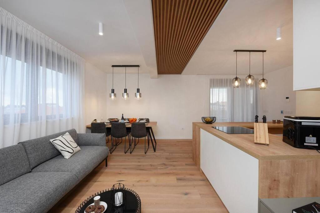 Fux Penthouse Whirlpool Meerblick Zadar Exterior photo
